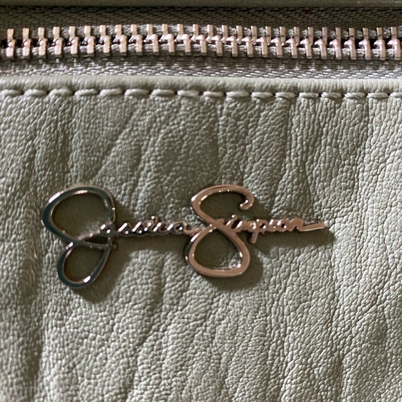 Light green all leather bag, excellent condition no marks no wear! - Picture 4 of 4